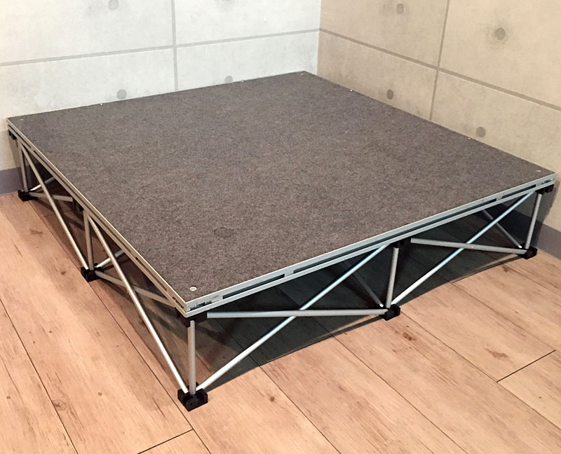 Intellistage Portable Stage (H 20cm) Intellistage Portable Stage (H 20cm)